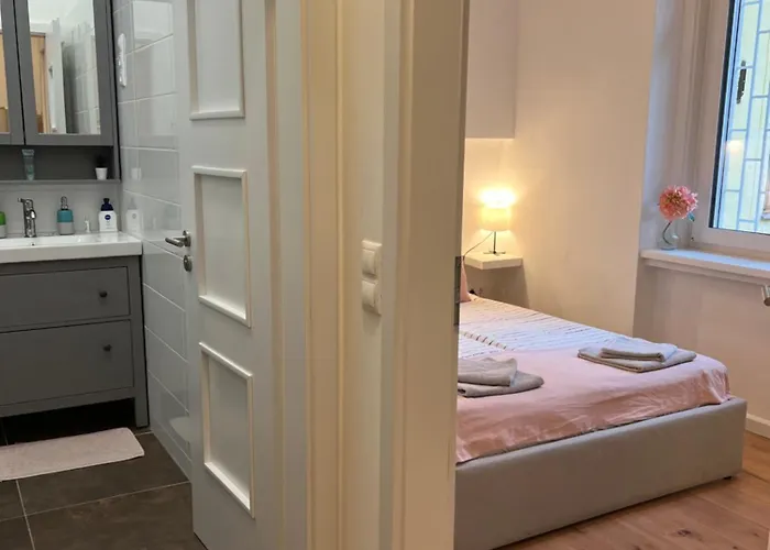 Modern Penthouse In A Century Old Building- 2 Br- Ac *